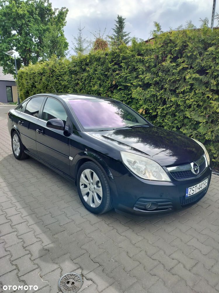 Opel Vectra 1.8 Edition Plus - 1