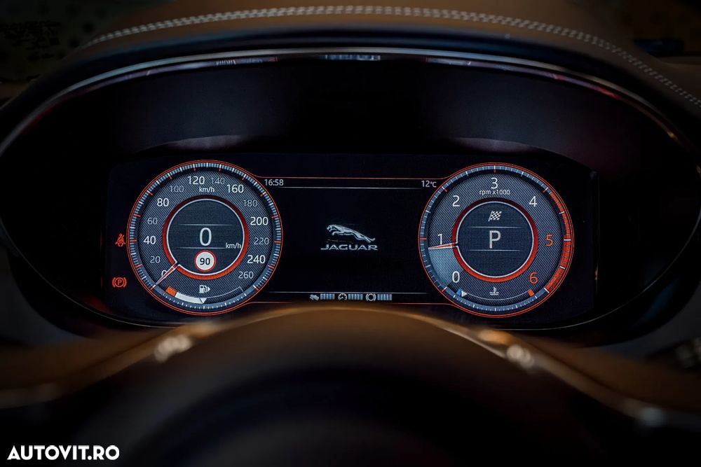 Jaguar E-Pace D180 AWD Aut. R-Dynamic HSE - 29