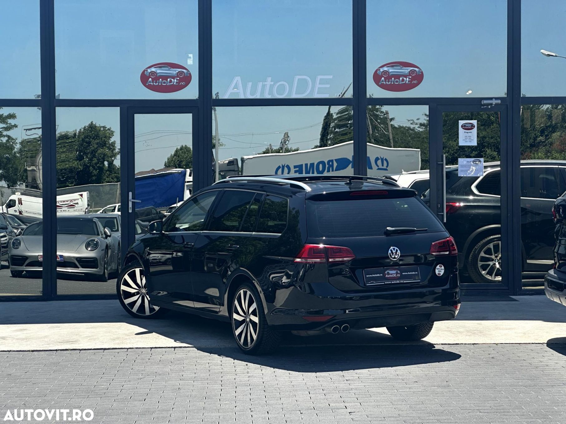 Volkswagen Golf - 4