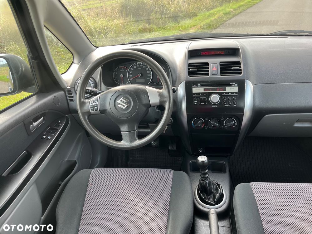 Suzuki SX4 - 7