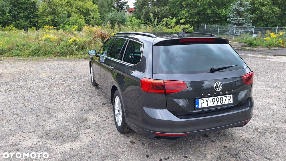 Volkswagen Passat 1.6 TDI SCR DSG Comfortline - 6