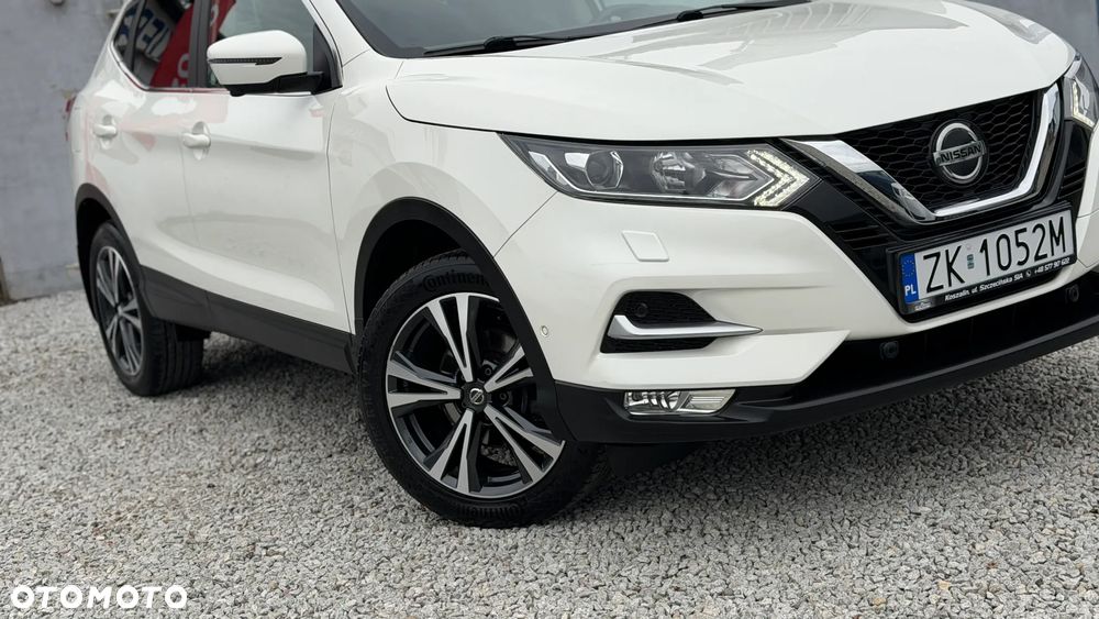 Nissan Qashqai 1.2 DIG-T N-Connecta EU6 - 9