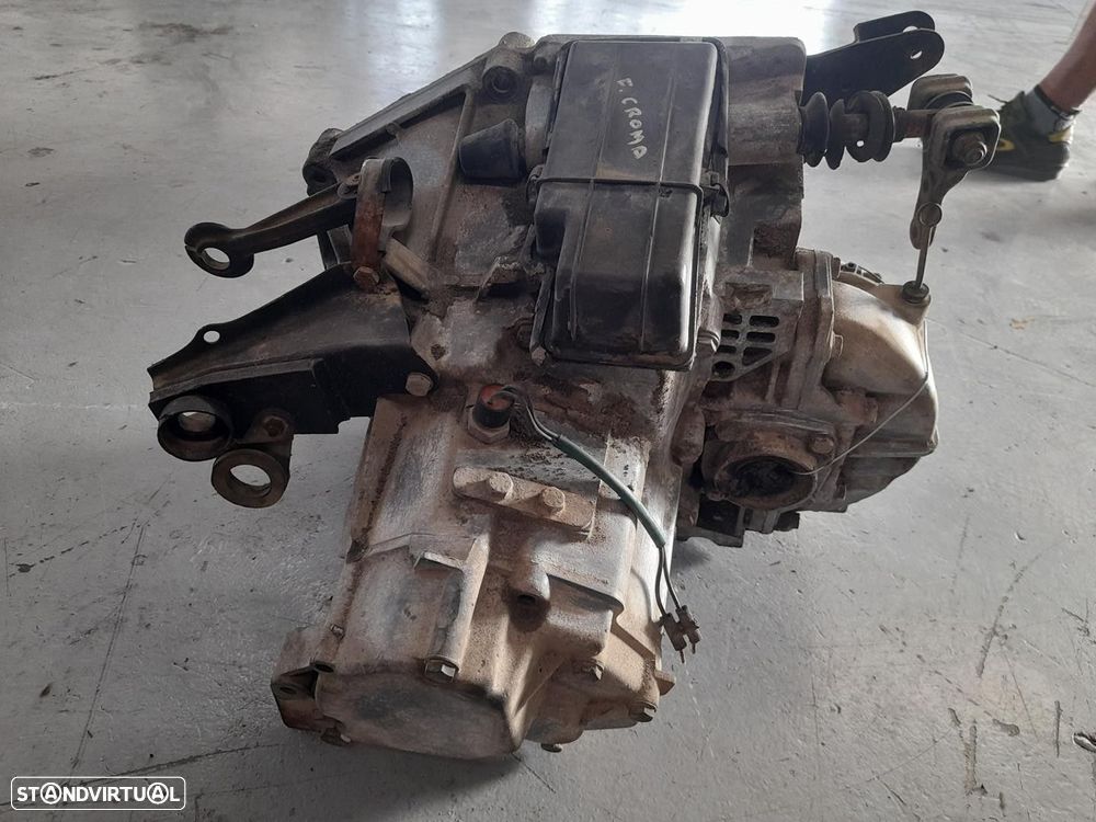 CAIXA VELOCIDADES FIAT CROMA 1986 - 4