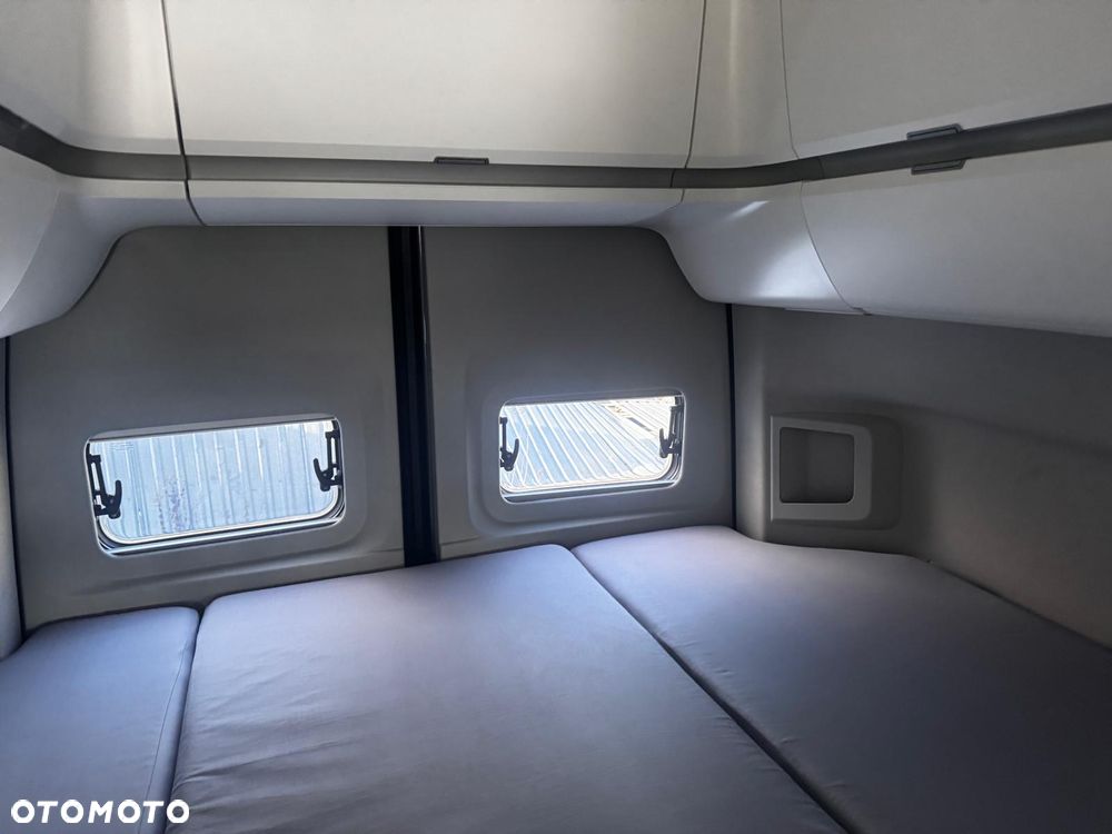 Volkswagen Crafter - 8