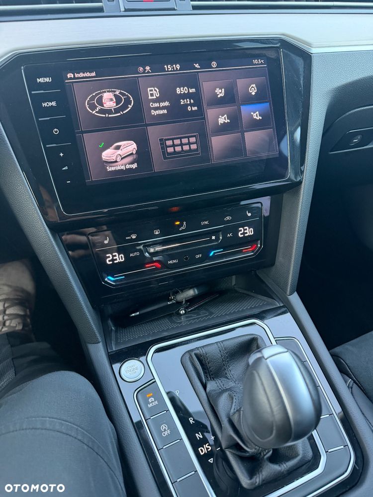 Volkswagen Passat - 9