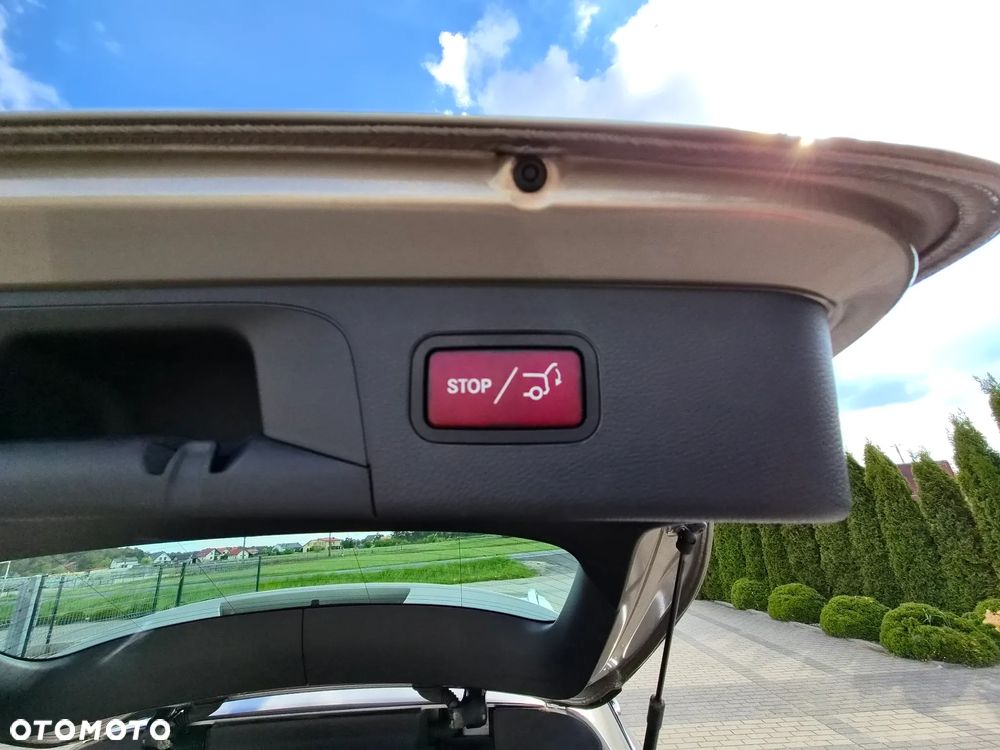 Mercedes-Benz GLC 220 d 4Matic 9G-TRONIC - 14