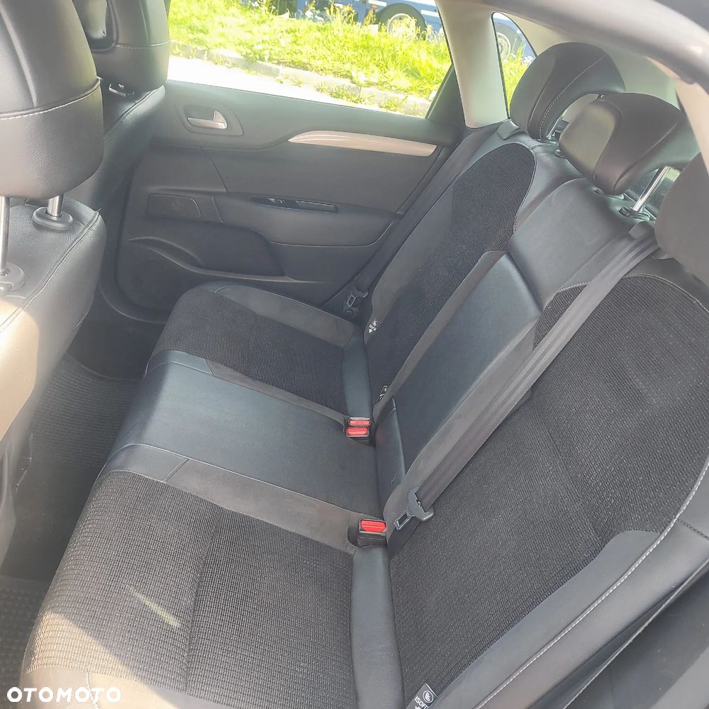 Citroën C4 e-HDi 110 EGS6 Stop/Start System Exclusive - 7