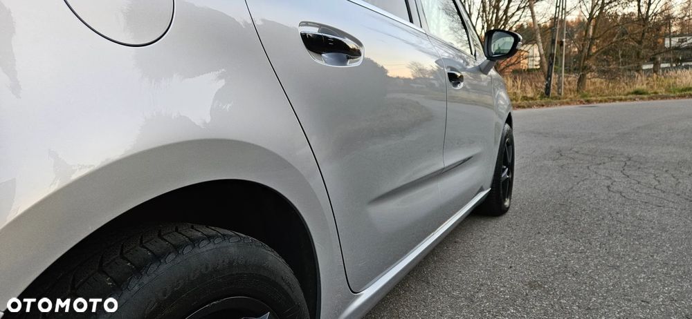 Citroën C4 Picasso 1.6 e-HDi Exclusive - 12