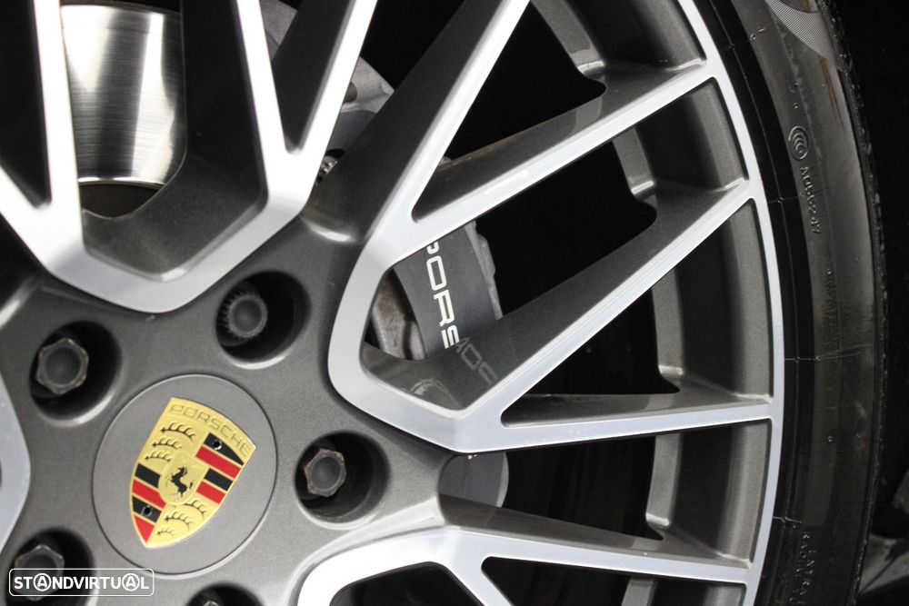 Porsche Cayenne E-Hybrid - 38