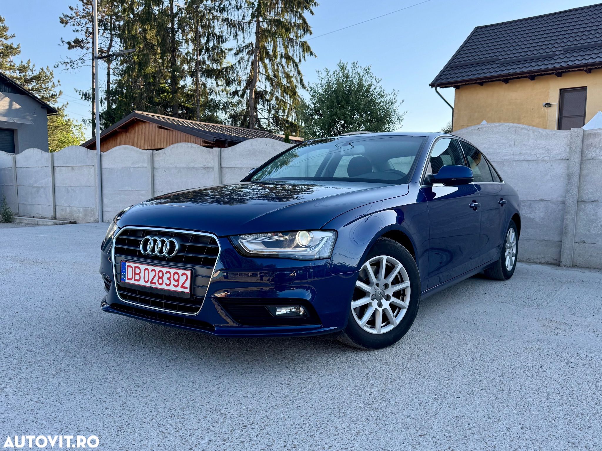 Audi A4 - 1