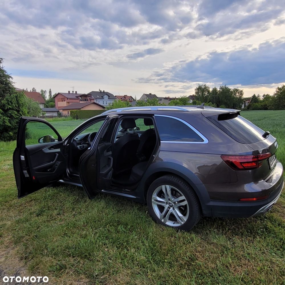 Audi A4 Allroad 2.0 TDI Quattro S tronic - 9