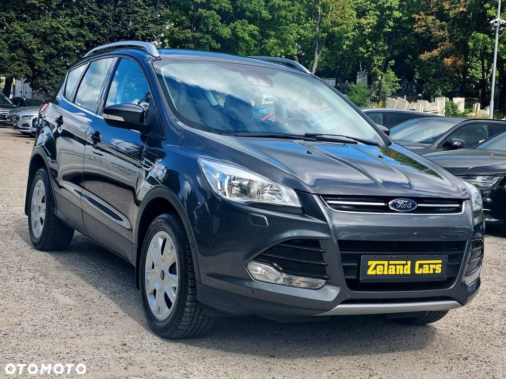 Ford Kuga 1.5 EcoBoost 2x4 Titanium - 3