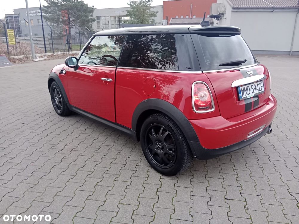 MINI ONE Brick Lane - 6