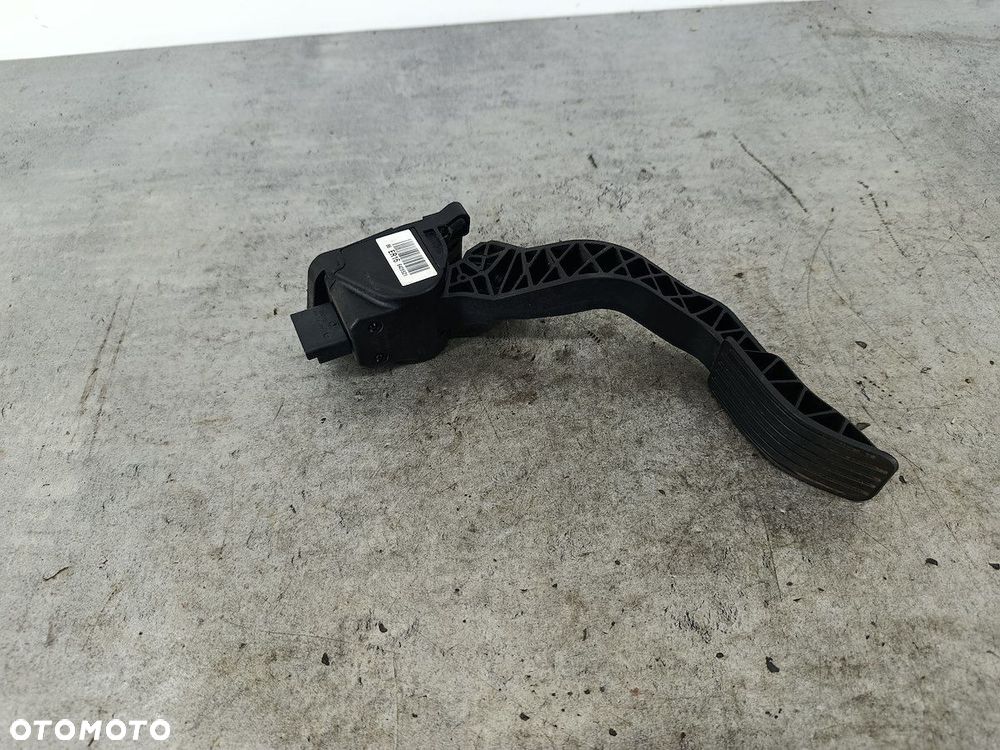 PEDAŁ GAZU, POTENCJOMETR CITROEN C4 I FL F00C3E2045  1.6 VTI - 1