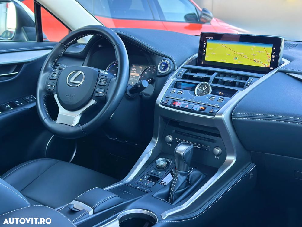 Lexus Seria NX 300h AWD Executive Plus - 2