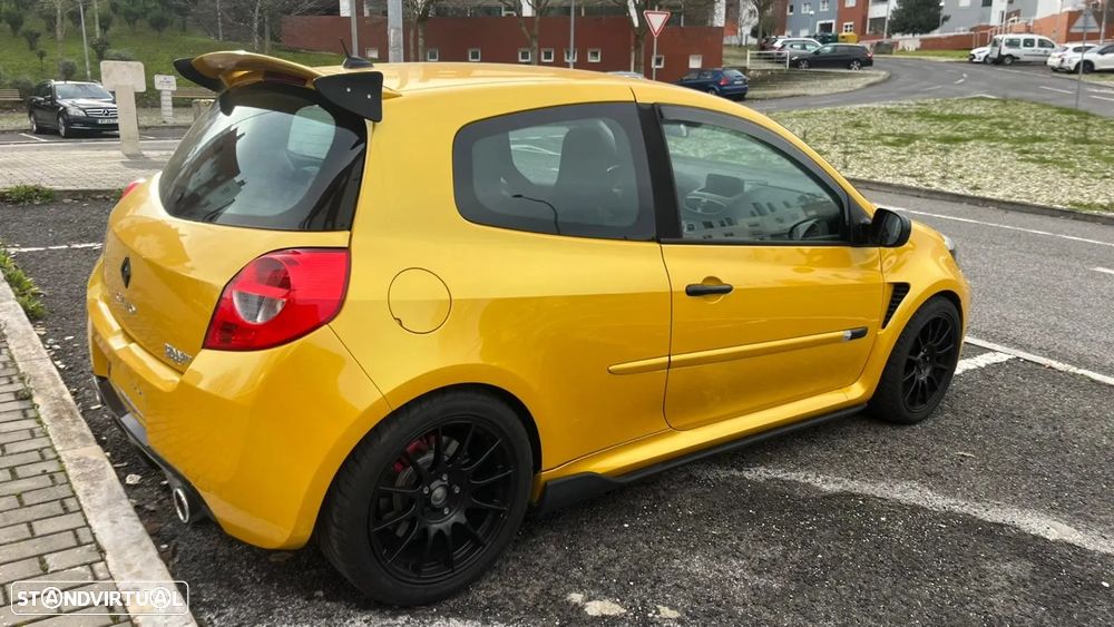 Renault Clio 2.0 16V 200 RS Cup - 2