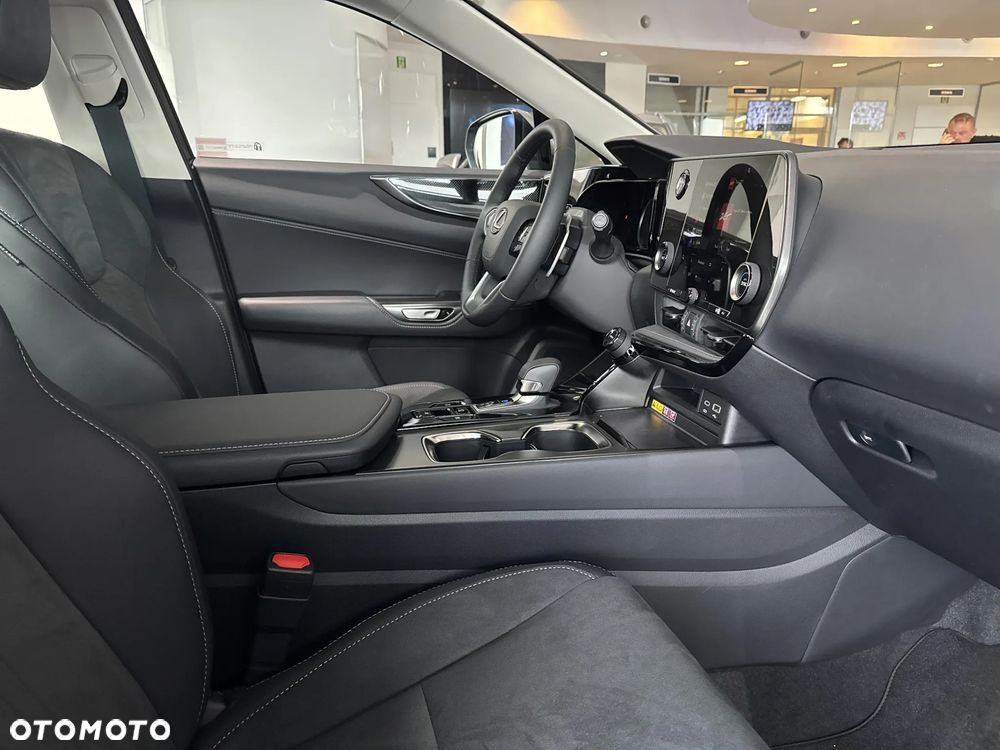 Lexus NX 350h Elegance 2WD - 9