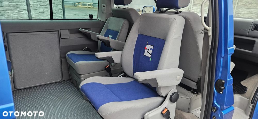 Volkswagen Multivan ver-2-0-tdi-highline-dsg - 17