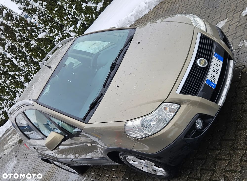 Fiat Sedici 1.6 16V 4x2 Emotion - 12