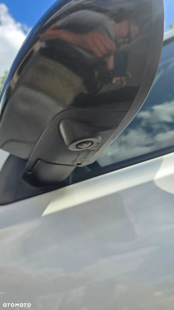 Nissan Qashqai 1.6 dCi 4x4 360 S&S - 16