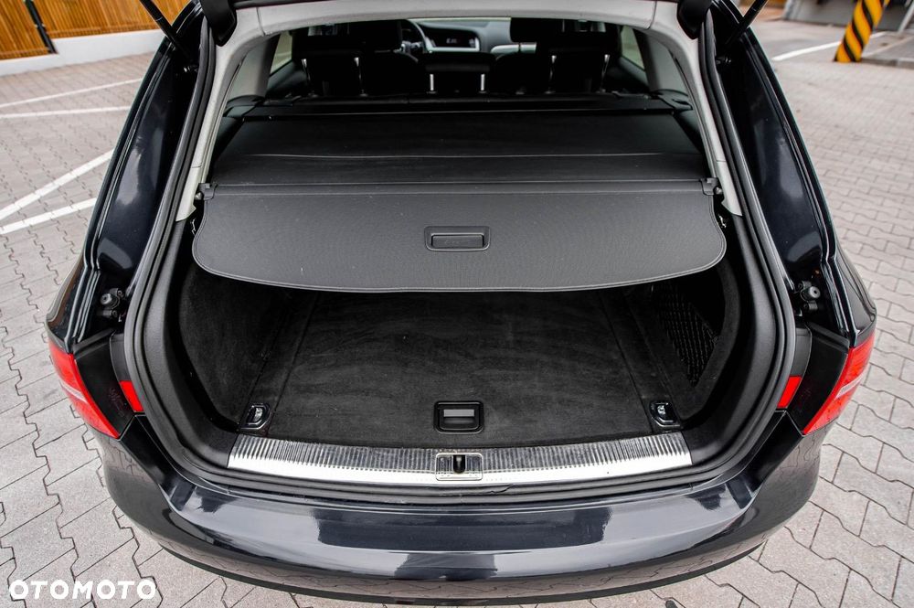 Audi A4 Avant 2.0 TDI S tronic quattro sport - 38