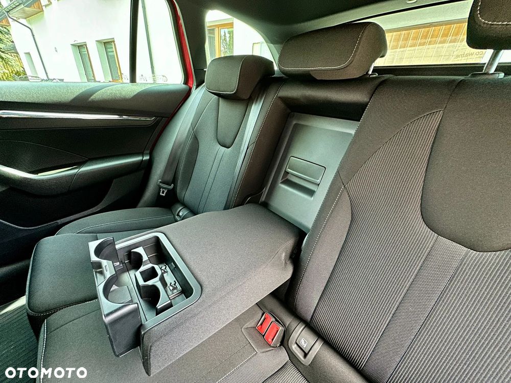 Skoda Octavia 2.0 TDI 4x4 Style DSG - 9