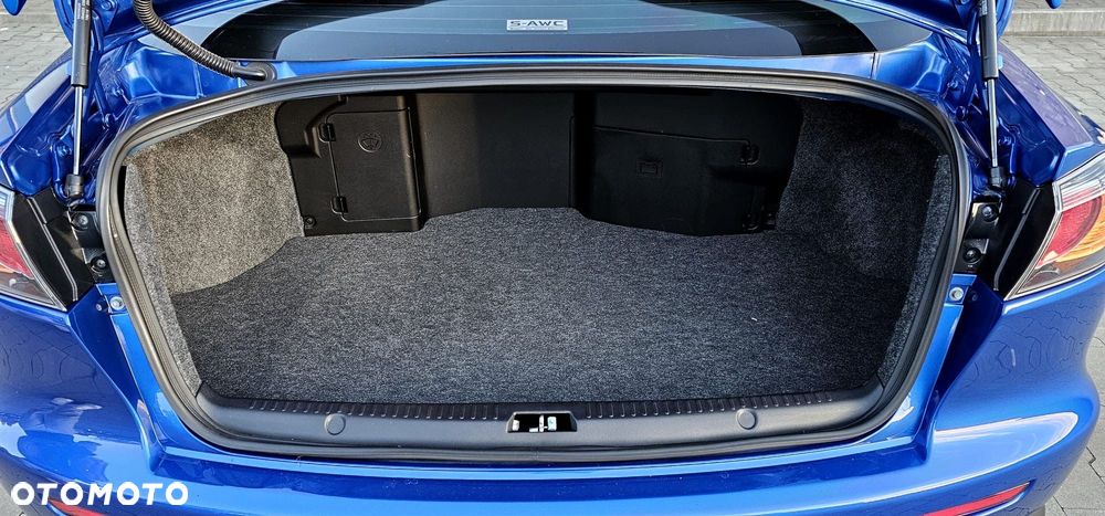 Mitsubishi Lancer Evolution GSR - 16