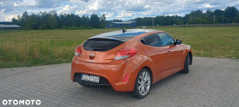 Hyundai Veloster 1.6 Style - 4