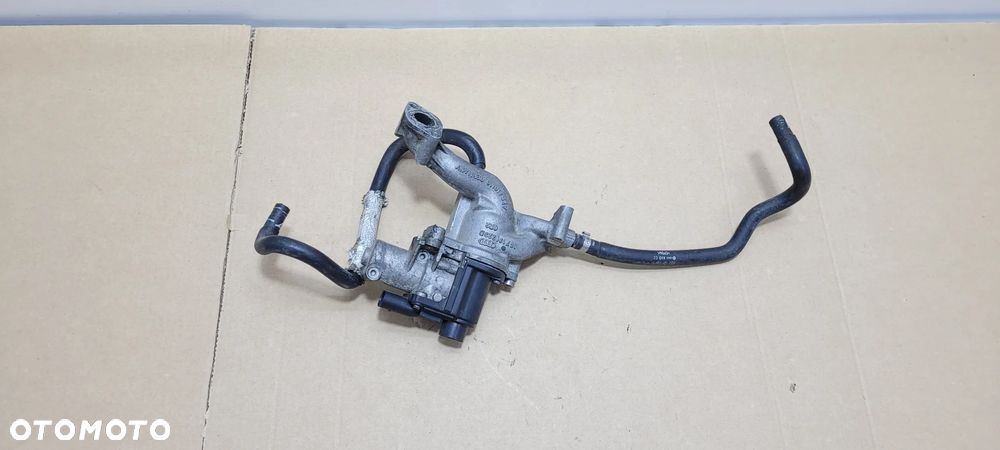 OBUDOWA ZAWÓR EGR AUDI A8 D3 Q7 4.2 TDI BVN BTR - 1