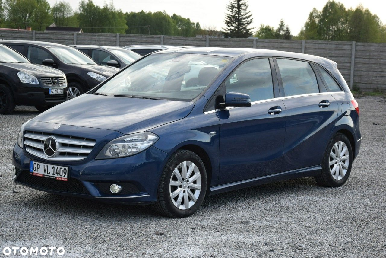 Mercedes-Benz Klasa B 180 Edition - 1