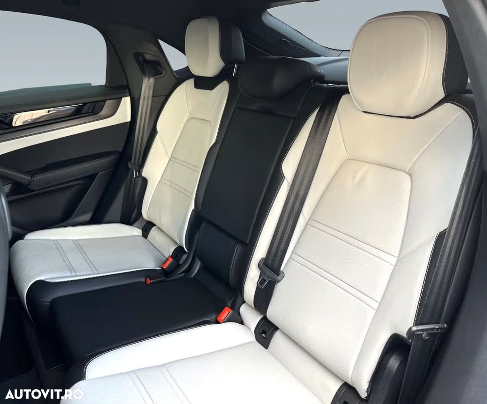 Porsche Cayenne S E-Hybrid Tiptronic S Black Edition - 14
