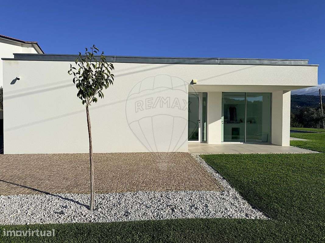 Moradia T4 para venda - Grande imagem: 4/50