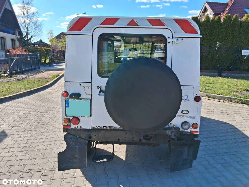 Land Rover Defender 90 Hard Top E - 12