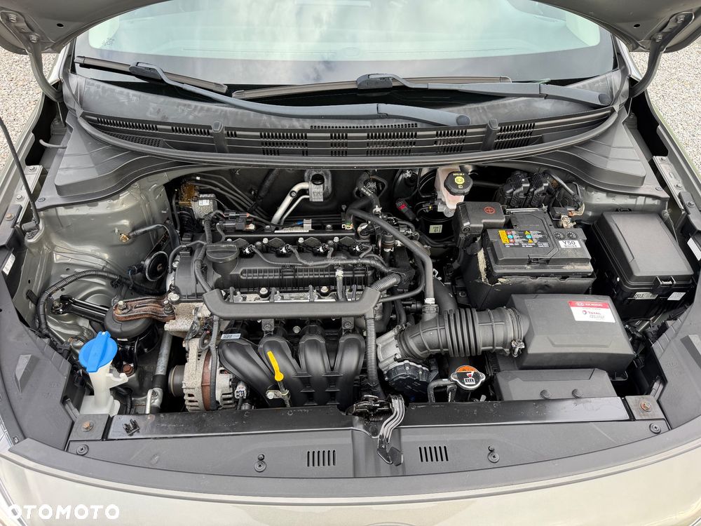 Kia Rio 1.2 Dream Team Edition - 34