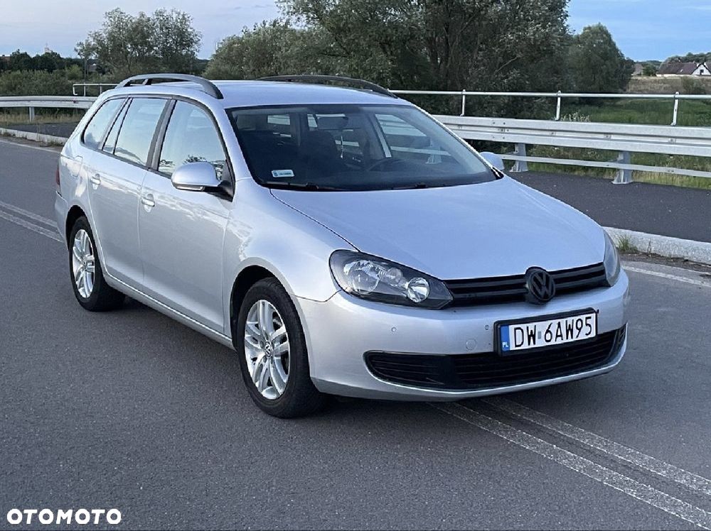Volkswagen Golf 1.6 TDI Comfortline - 6