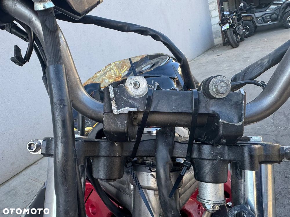 Kawasaki ER - 18