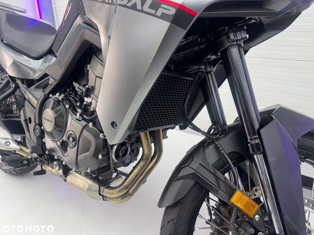 Honda XL - 25