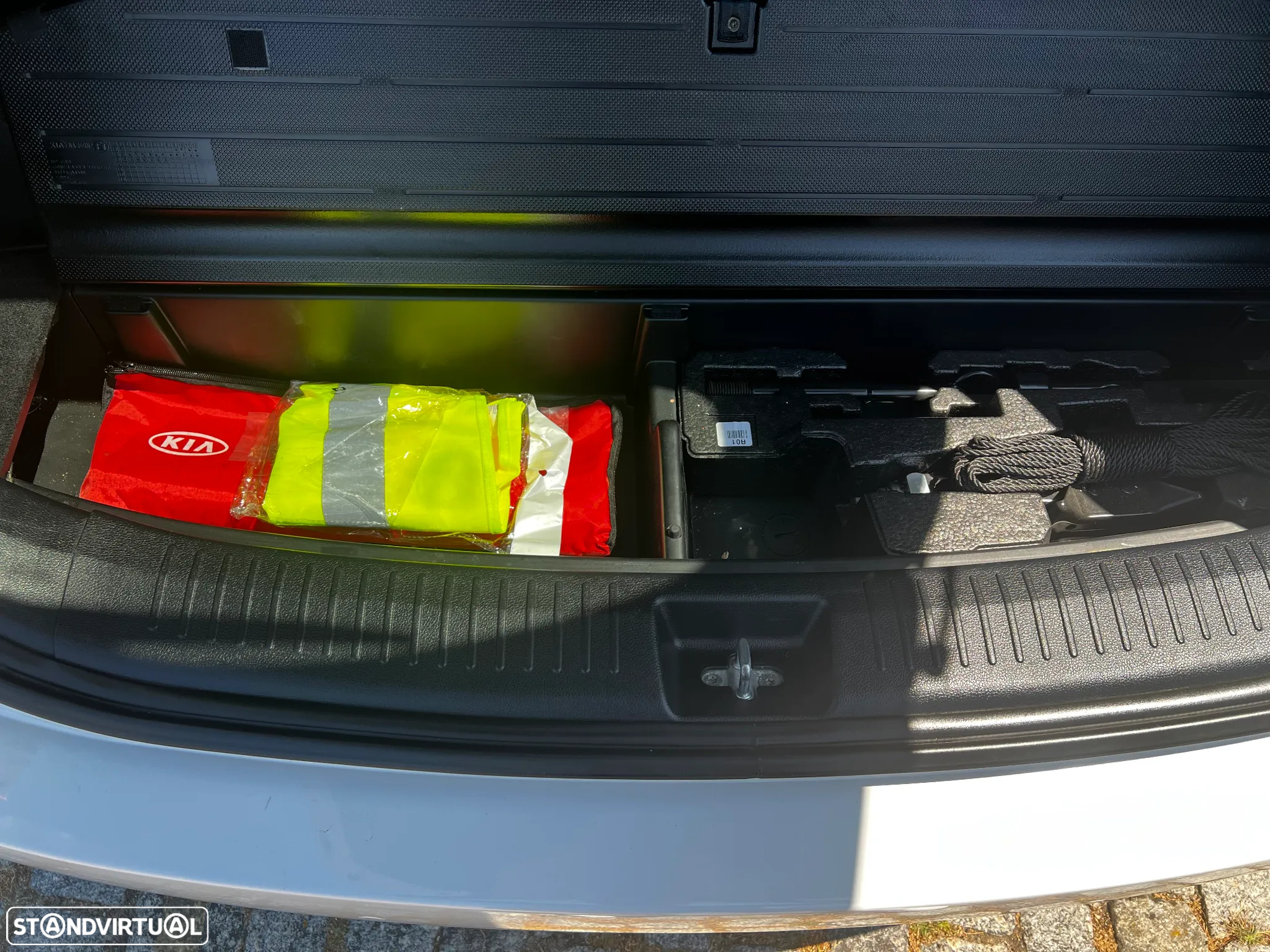 Kia Carens 1.7 CRDi ISG TX - 42