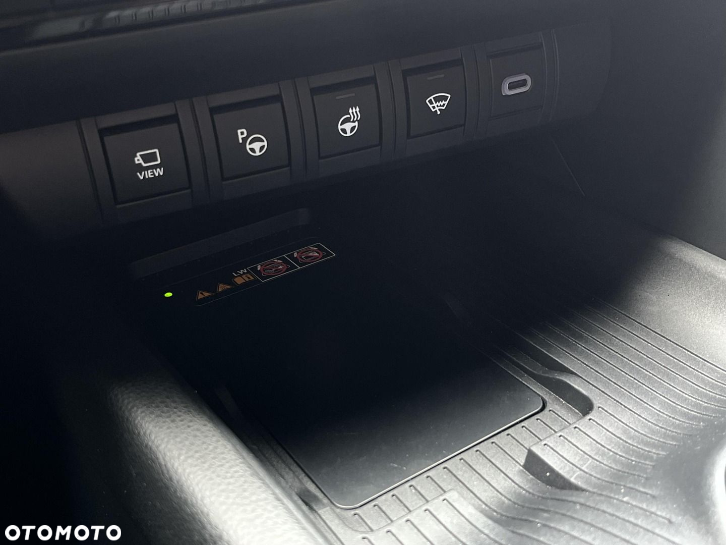 Toyota C-HR - 24