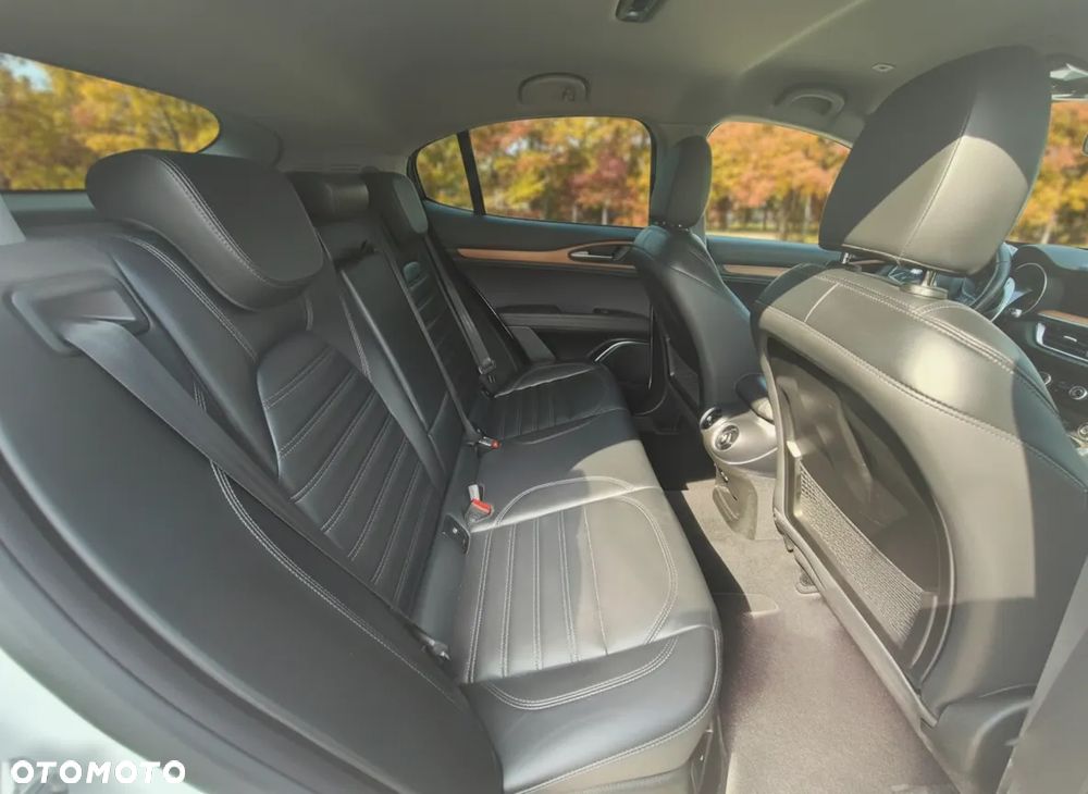 Alfa Romeo Stelvio 2.0 Turbo First Edition Q4 - 13