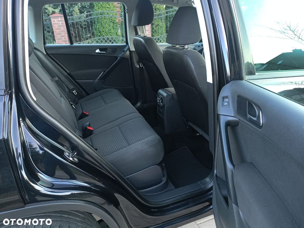 Volkswagen Tiguan - 14