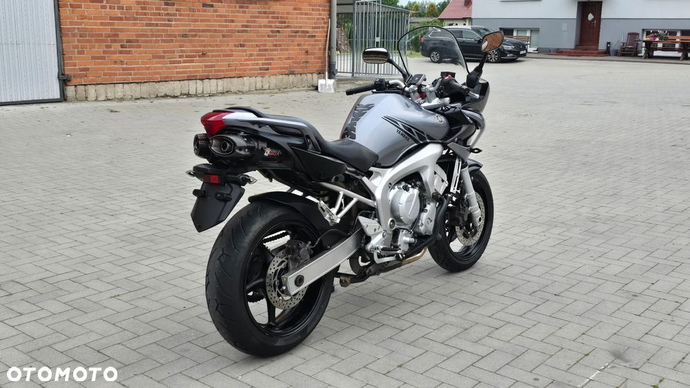Yamaha FZ6 - 5