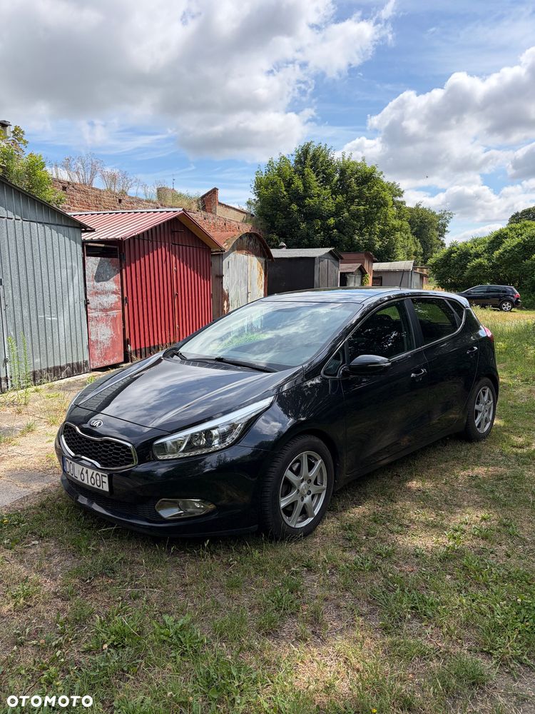Kia Ceed 1.6 GDI Business Line - 1