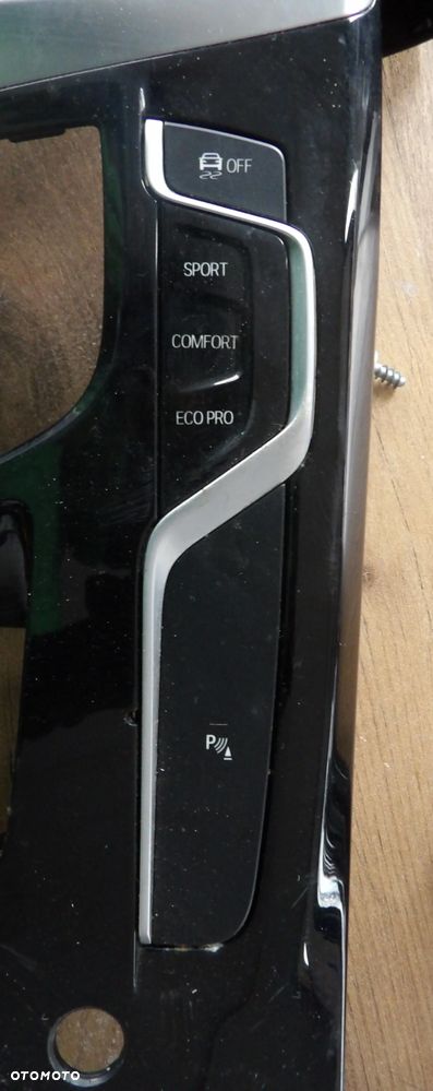 BMW - G30,G31 - PANEL STEROWANIA , PRZEŁĄCZNIK KONSOLI ŚRODKOWEJ - 6843924 - 1
