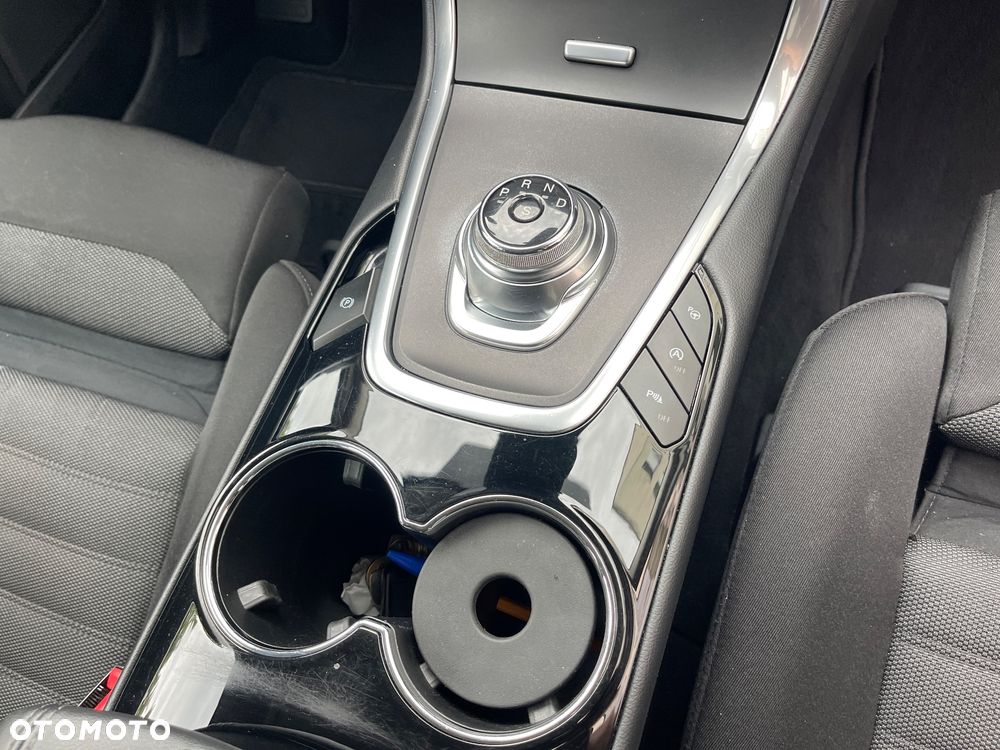 Ford S-Max - 28