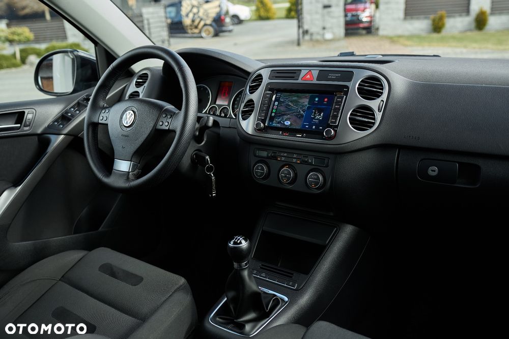 Volkswagen Tiguan - 29