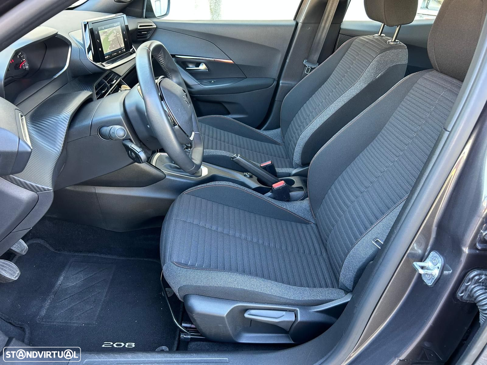 Peugeot 2008 1.2 PureTech Active Pack - 24