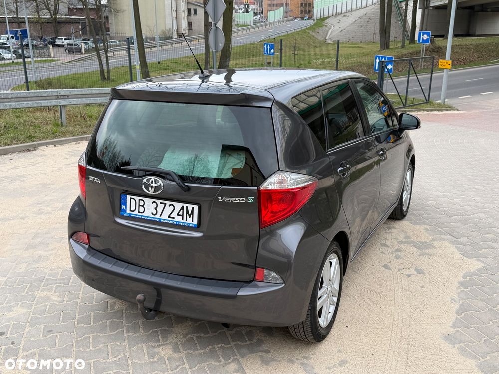 Toyota Verso S 1.33 VVT-i Start-Stop Club - 4