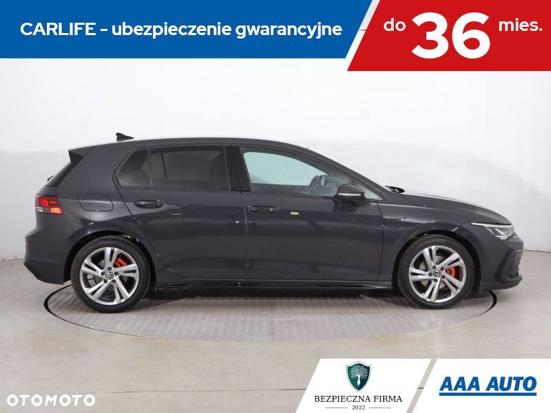 Volkswagen Golf - 8