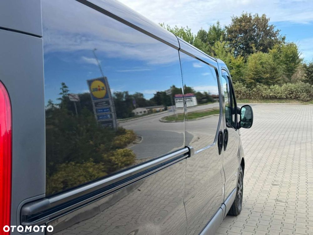 Renault Trafic - 16
